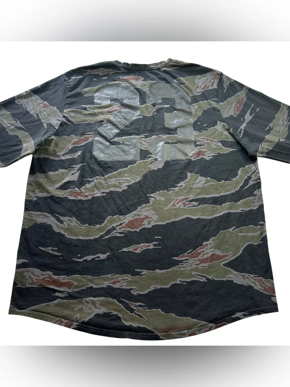 Jordan Sportswear Tech Men's 3XL Graphic Long-Sleeve T-Shirt Camo Jumpman #23